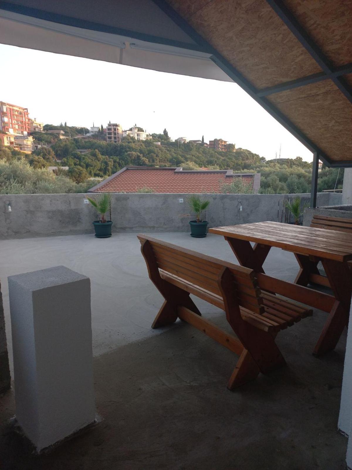 Nana Dea 2 Apartment Utjeha Luaran gambar